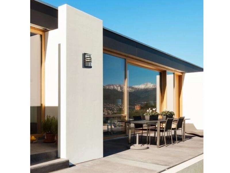 LAMPA ZIDNA 1X60W,CRNA,RAB 7244